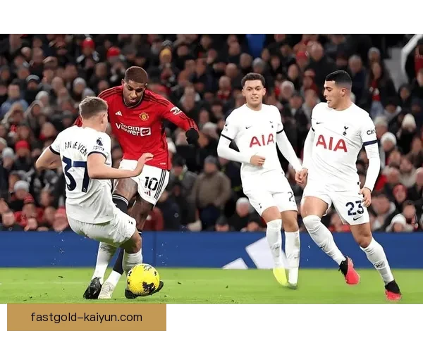 戴维斯助攻闪耀，热刺在英超争冠路上表现亮眼